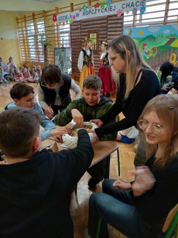 b_1024_768_0_00_images_2023_2024_Homa_W_ropczyckiej_431259882_874261834501766_8148023195720966168_n